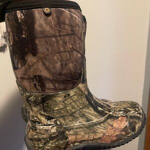 Kids Size 7 BOGS Boots